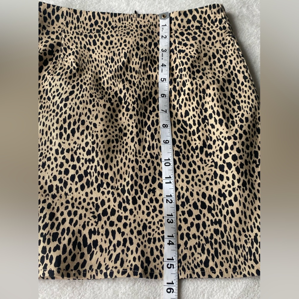 BRANDY MELVILLE Leopard Print Mini Skirt- FITS SIZE Small / Junior 3 - Picture 9 of 11